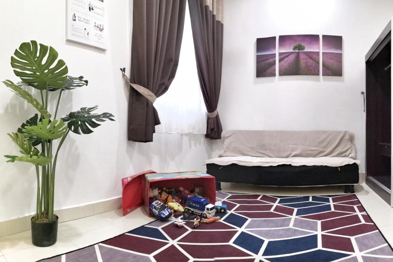 Teratak Persona Homestay. 4 Rooms Double Storey Terrace In Kuantan City. Ngoại thất bức ảnh