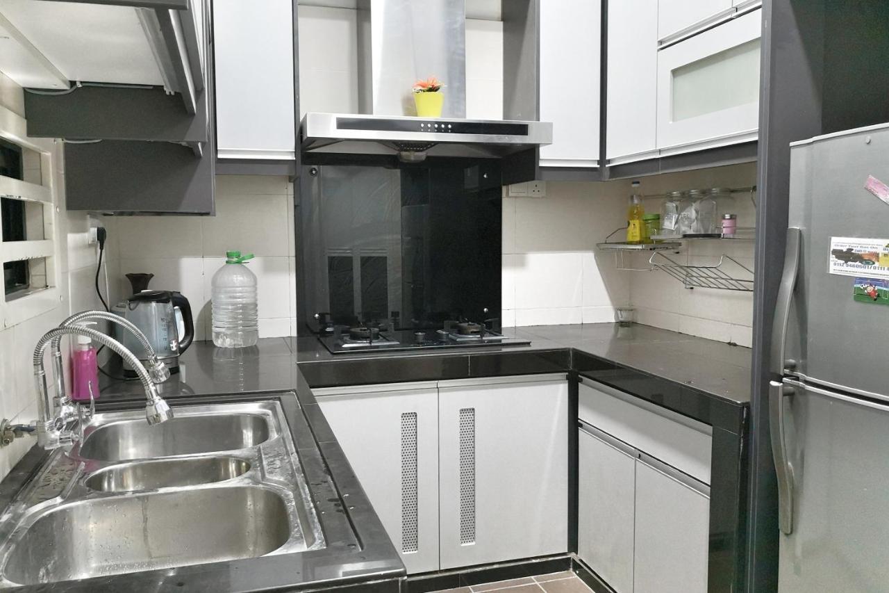 Teratak Persona Homestay. 4 Rooms Double Storey Terrace In Kuantan City. Ngoại thất bức ảnh