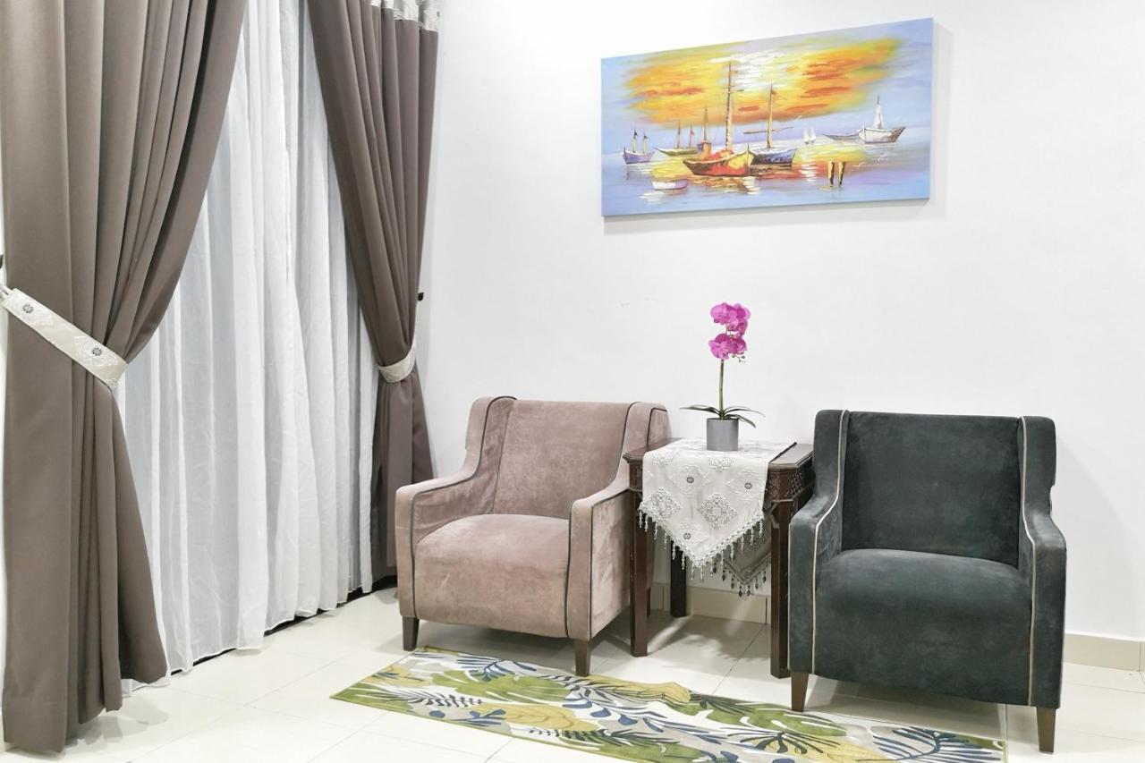 Teratak Persona Homestay. 4 Rooms Double Storey Terrace In Kuantan City. Ngoại thất bức ảnh